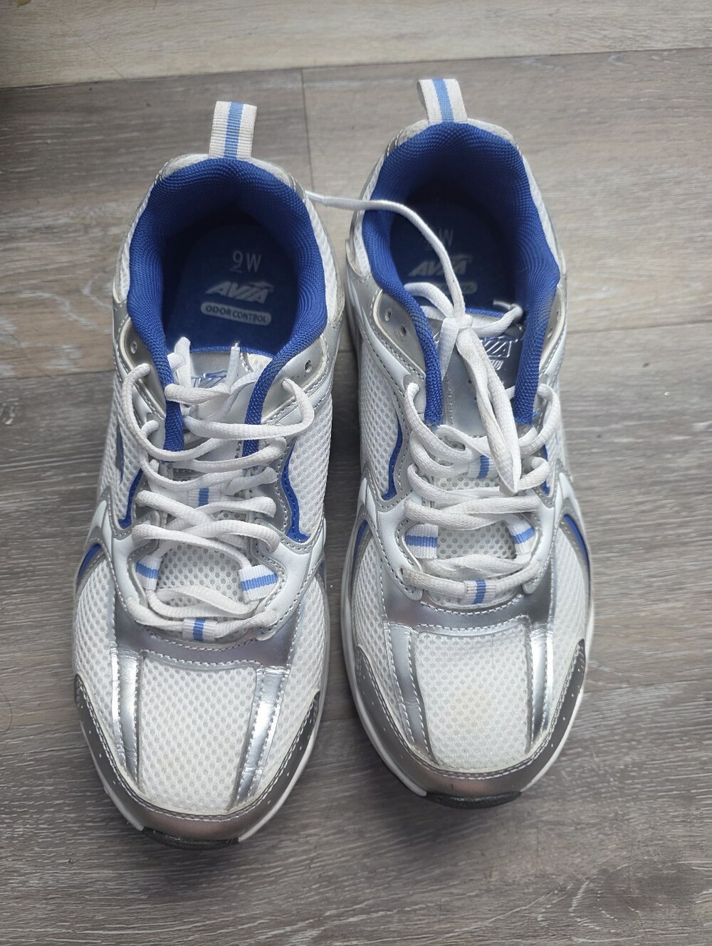Avia White and Blue Women Athletic Sneakers